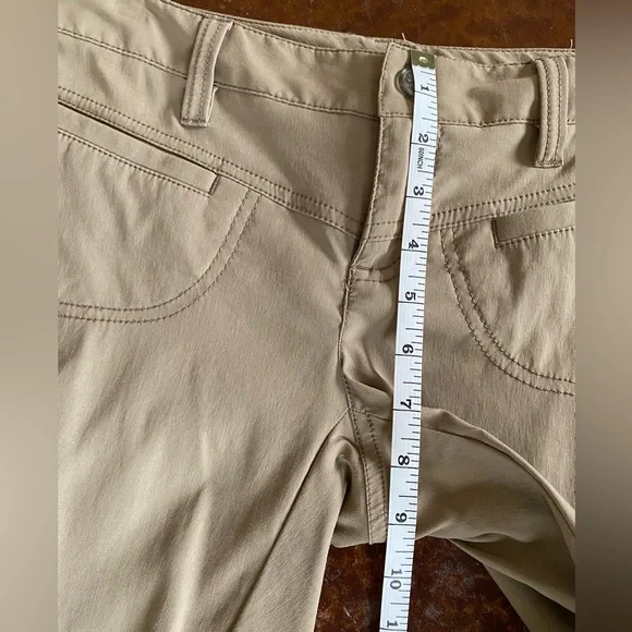 Athleta Dipper Pant 2 Petite Beige - Picture 4 of 16